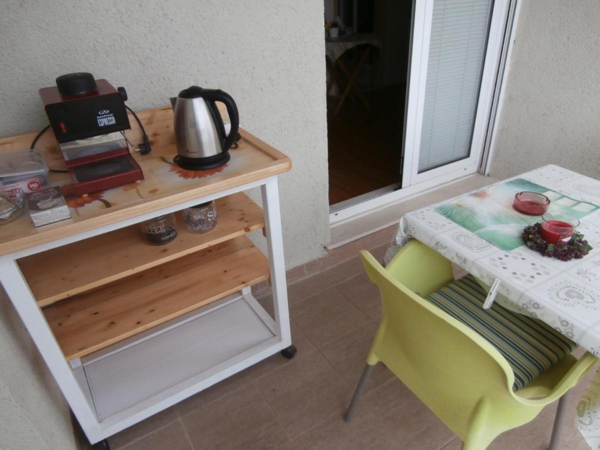 Apartment Studio Mia-Beach In Split Extérieur photo
