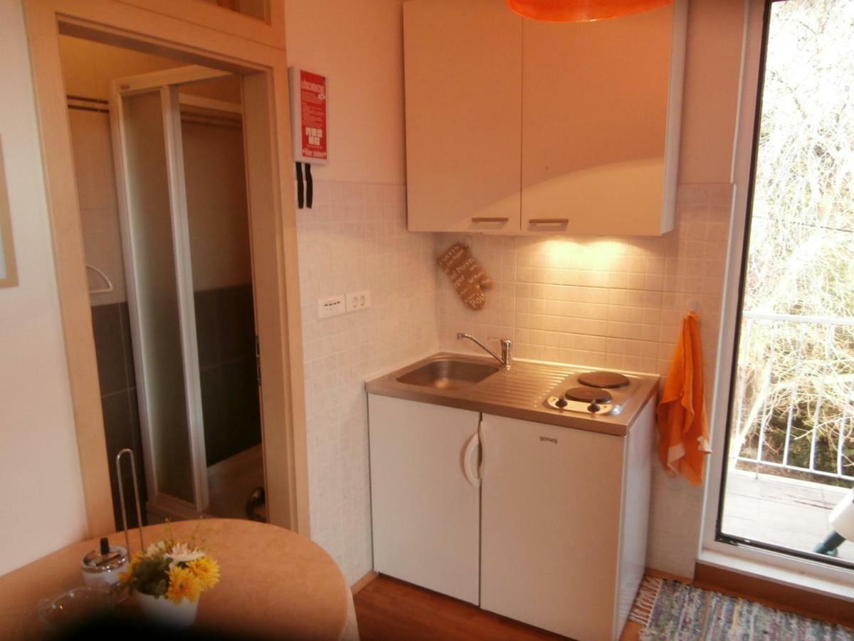 Apartment Studio Mia-Beach In Split Extérieur photo